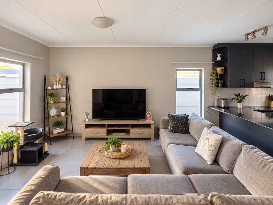 To Let 3 Bedroom Property for Rent in Parklands North Western Cape